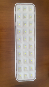 Lampe de camping portable d'urgence rechargeable à LED 30 PCS