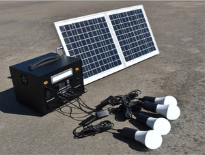 Alimentation de stockage d'énergie solaire de centrale solaire extérieure (onduleur 1KW) 240ah / 300ah avec ampoule solaire